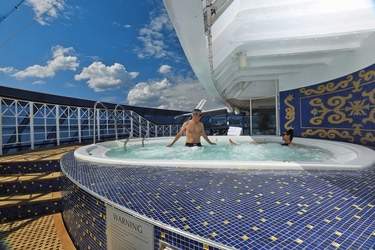 Oceania Cruises Aquamar Spa Vitality Centre 2.jpg